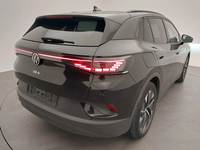 Pogled od pozadi desno