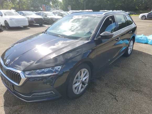 Pogled od napred levo