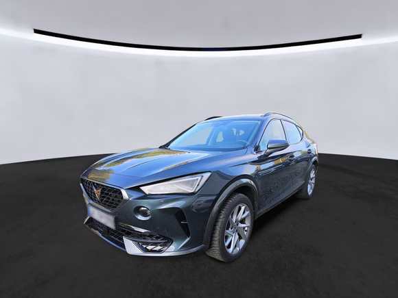 Pogled od napred levo