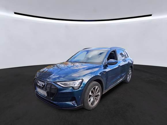 Pogled od napred levo