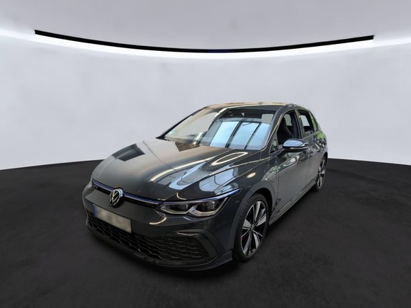 Pogled od napred levo