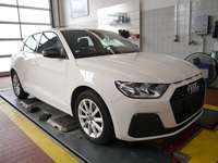 Náhled zpředu zprava