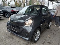 Pogled od napred levo