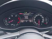 Pohled na přístrojovou desku