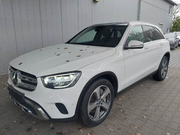 Pogled od napred levo