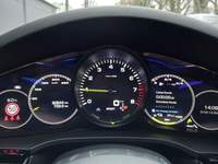 Pogled na kombinovani instrument