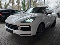 Pogled od napred levo