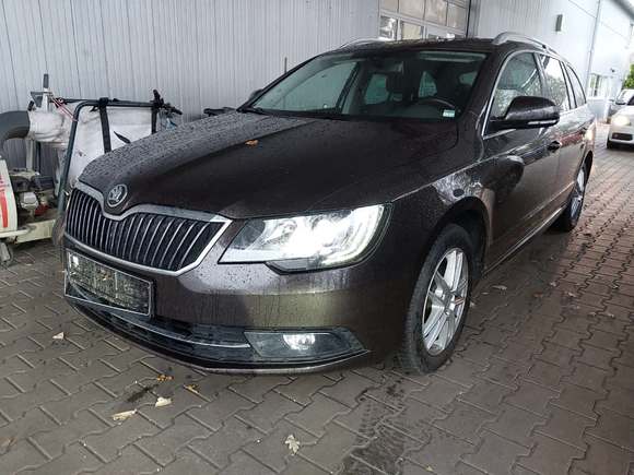 Náhled zpředu zleva