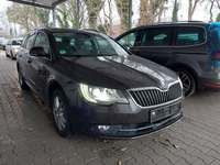 Náhled zpředu zprava