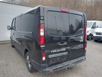 Pogled od pozadi levo