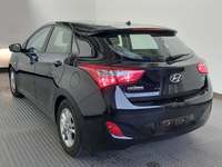 Pogled od pozadi levo