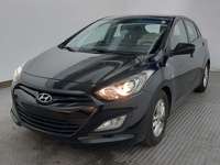 Pogled od napred levo