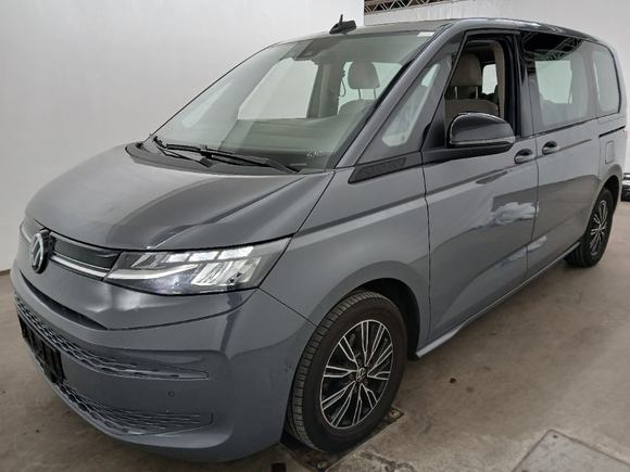 Pogled od napred levo