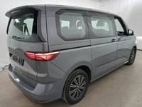 Pogled od pozadi desno