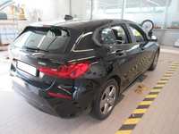 Widok z tyłu po stronie prawej