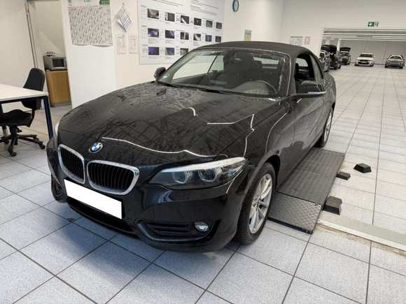 Widok z przodu po stronie lewej