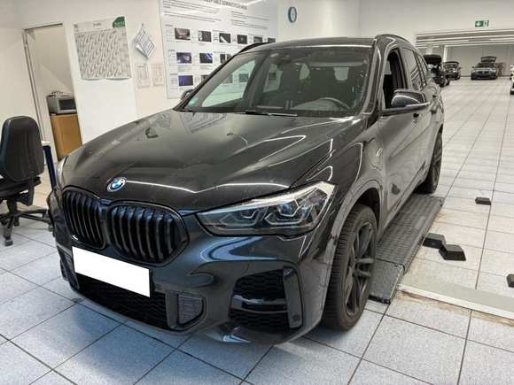 Вид спереди слева