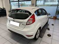 Widok z tyłu po stronie prawej