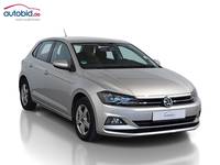 Pogled sprijeda desno