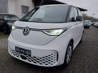 Pogled od napred levo