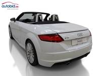 Pogled od pozadi levo