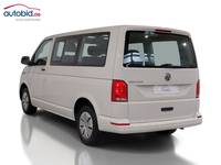 Pogled od pozadi levo