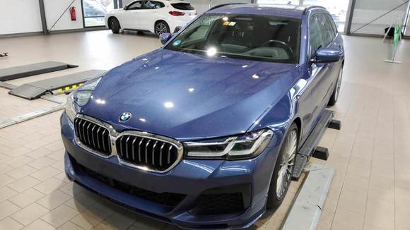 Widok z przodu po stronie lewej