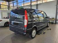 Widok z tyłu po stronie prawej