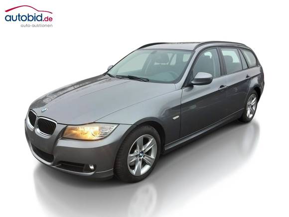 Pogled od napred levo