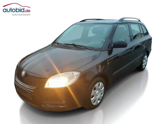 Pogled od napred levo