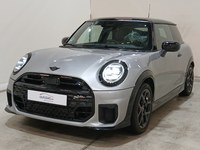 Pogled od napred levo