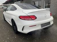 Pogled od pozadi levo