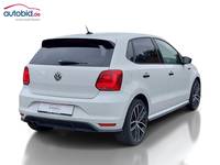 Pogled od pozadi desno