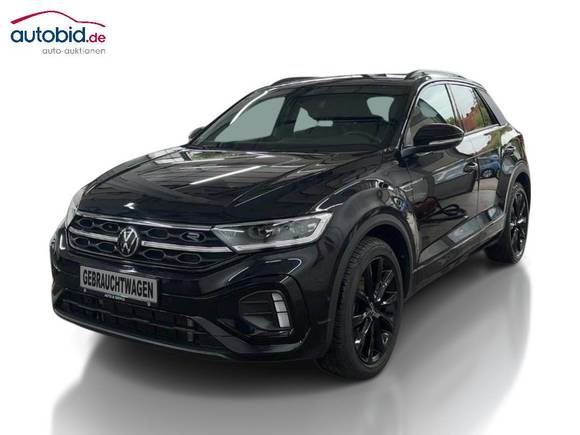 Skats no kreisās puses priekšā