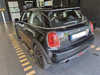 Pogled od pozadi levo