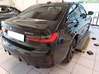 Vue de l’arrière droit