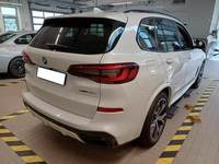 Vue de l’arrière droit