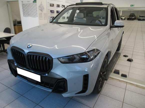 Vue de l’avant gauche