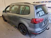 Pogled od pozadi levo