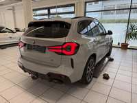 Vue de l’arrière droit