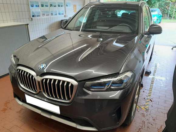 Vue de l’avant gauche