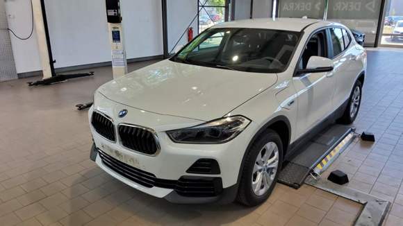 Vue de l’avant gauche