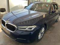 Vue de l’avant gauche