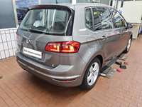 Pogled od pozadi desno