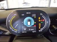 Pogled na kombinovani instrument