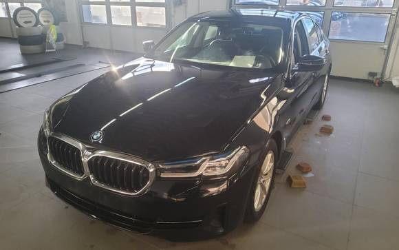 Pogled od napred levo