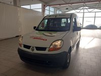 Вид спереди слева