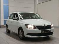 Náhled zpředu zprava