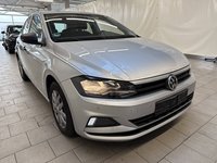 Вид спереди справа