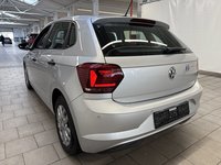 Вид сзади слева